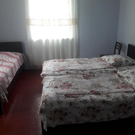 Joni Guest House Батумі Екстер'єр фото