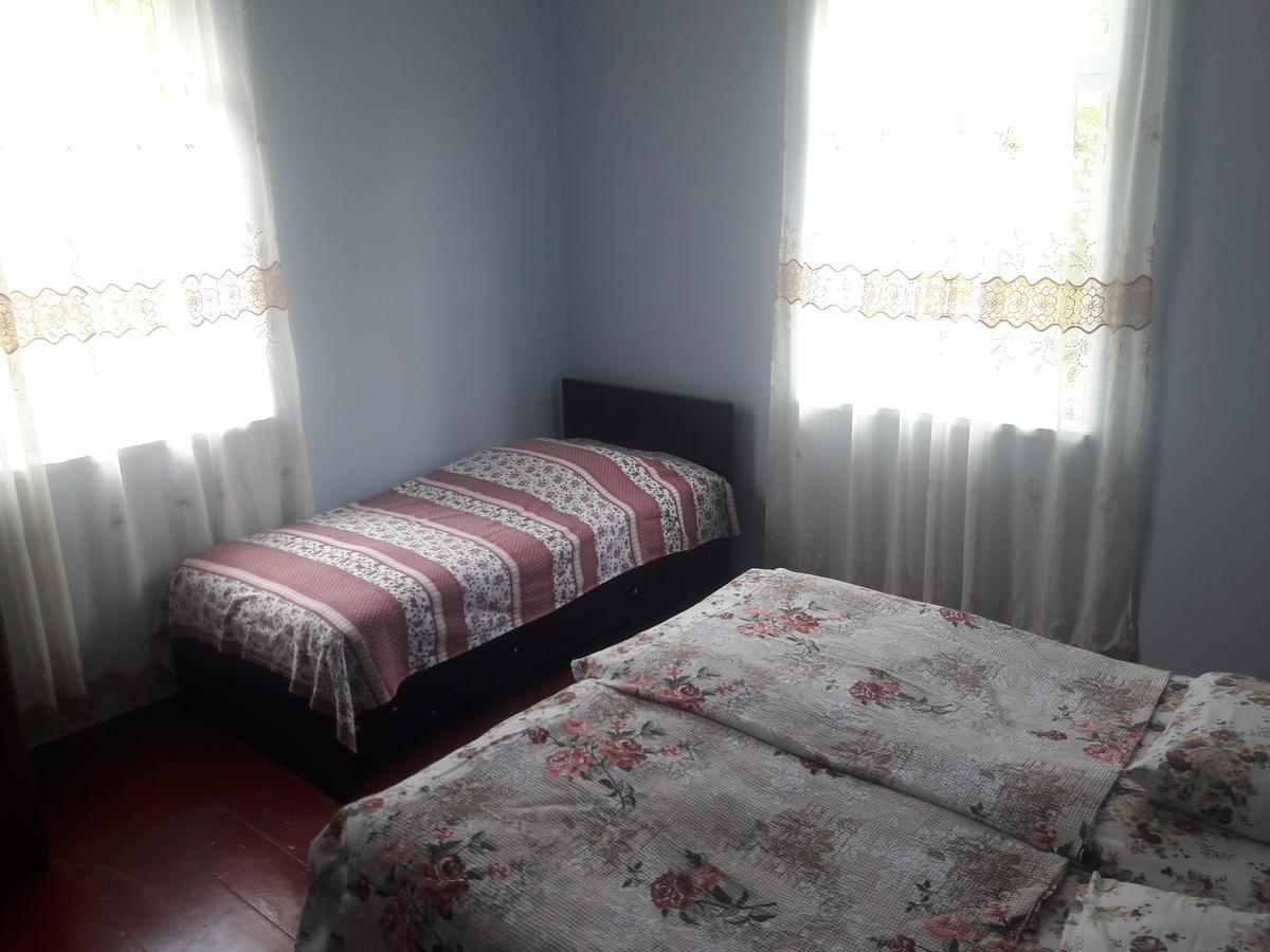 Joni Guest House Батумі Екстер'єр фото