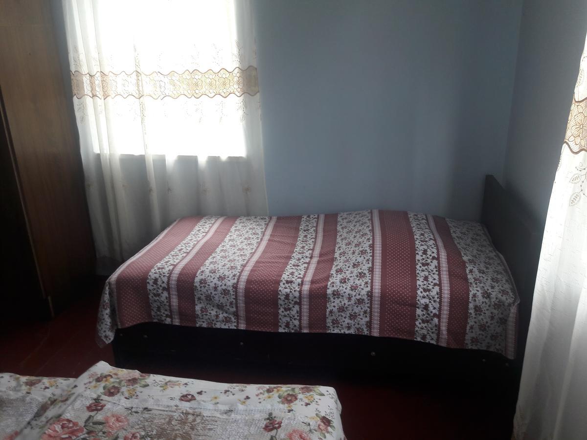 Joni Guest House Батумі Екстер'єр фото